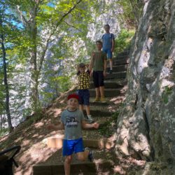 Wanderung zum Blautopf und küssende Sau