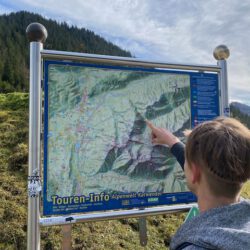 Schöttelkarspitze über Lakaiensteig